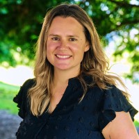 Lizzie Howells Email & Phone Number