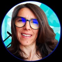 IC Idiomas Employee Andrea Beatriz Pinela's profile photo