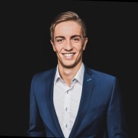 bluu unit GmbH Employee Niklas van der Linde's profile photo