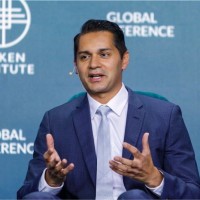 B Capital Employee Raj Ganguly's profile photo