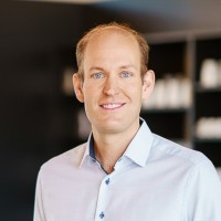 Jürg Merz Email