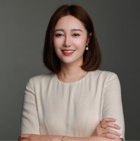 Zoya Liu Email & Phone Number