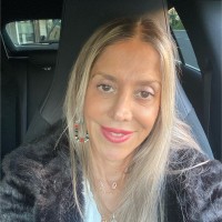 Yunit Consulting Employee Virginia Lopes Duarte's profile photo