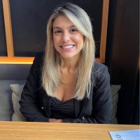 Juliana Coneglian Email