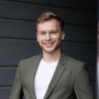 Florian Schott Email