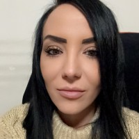 Moqups Employee Andreea Stroe's profile photo