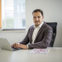 Florin Dumitru Email
