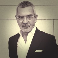 KREAB Portugal Employee Vítor Cunha's profile photo