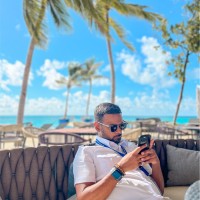 Manta Air Employee Izman Ahmed's profile photo