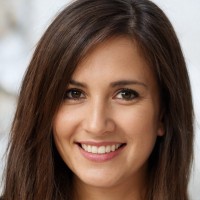 OLY Be Employee Anna Coubray's profile photo