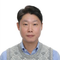 LHS Employee Ho Lee's profile photo