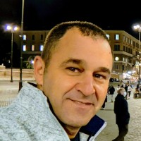 Yoav Markiewicz Email
