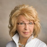 Pinnacle Investments, LLC Employee Marianne Piccone's profile photo