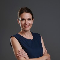 Claudia Hauke Email