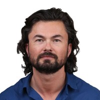 Hakan Işık Email