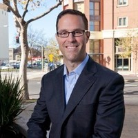 E-mail e número de telefone de Michael Ghielmetti