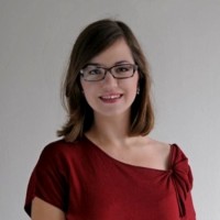 Klara Šušterič Email