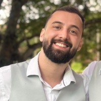 Hand Employee Fernando Lara's profile photo