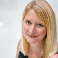Currey & Co Employee Jenny York's profile photo