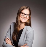 Lisa Reichenecker Email