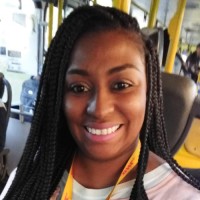Aline Vilaça Email