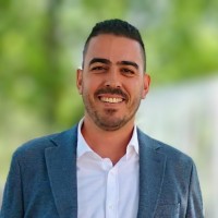 Óscar Izquierdo Email