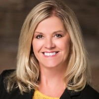 RE/MAX Gold Employee Terri Baxter's profile photo