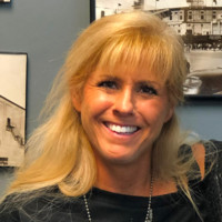Arrow Chemical Products Employee Cindy Schroeder's profile photo