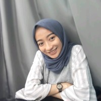 Ghina Risel Email