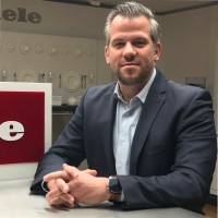 Sebastian Veith Email