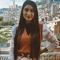 EV.com Employee Clara Serrano's profile photo
