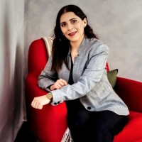 Luz V. Suárez-Quintero Email