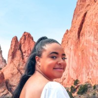 Shayla Simons Email & Phone Number