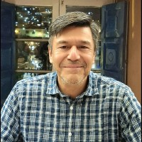 Roberto Godoy Email