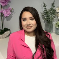 Nicolle Uribe Email