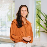 Daniëlle van der Lingen Email