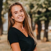 Claudia Alexovitsová Email