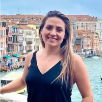Maui and Sons Employee Andrea Arrisueño's profile photo
