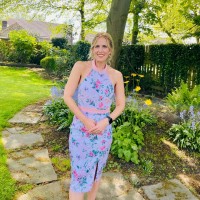 Sophie Worthington Email & Phone Number