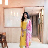 Ekta Singh Email