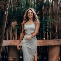 Investing Media Solutions, LLC Employee Megan Ahlefeld's profile photo