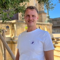 Nick Söhngen Email