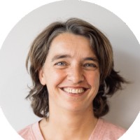 202 ecommerce Employee Lorraine Damiens's profile photo