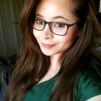 Débora V. Email