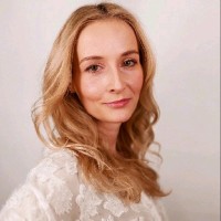 Roksana Obuchowska Email