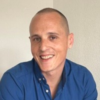 Carlos Milanés Email
