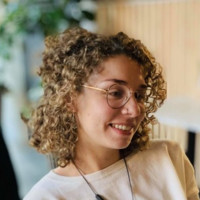 Elina Myrianthous Email