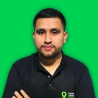 devOZ Employee Andy Hinostroza's profile photo