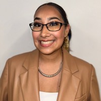Arianna Arias Email & Phone Number