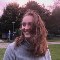 Nienke van der Velden Email